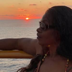 Meet your Posher, Eartha